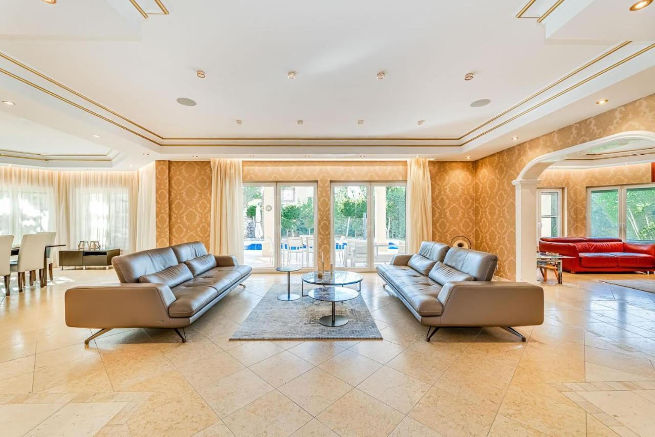 Villa Svim, Walking Distance To The Beach! Marbella Kültér fotó