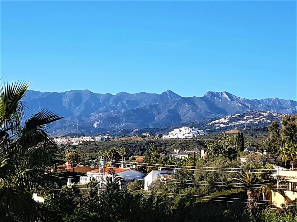 Villa Svim, Walking Distance To The Beach! Marbella Kültér fotó