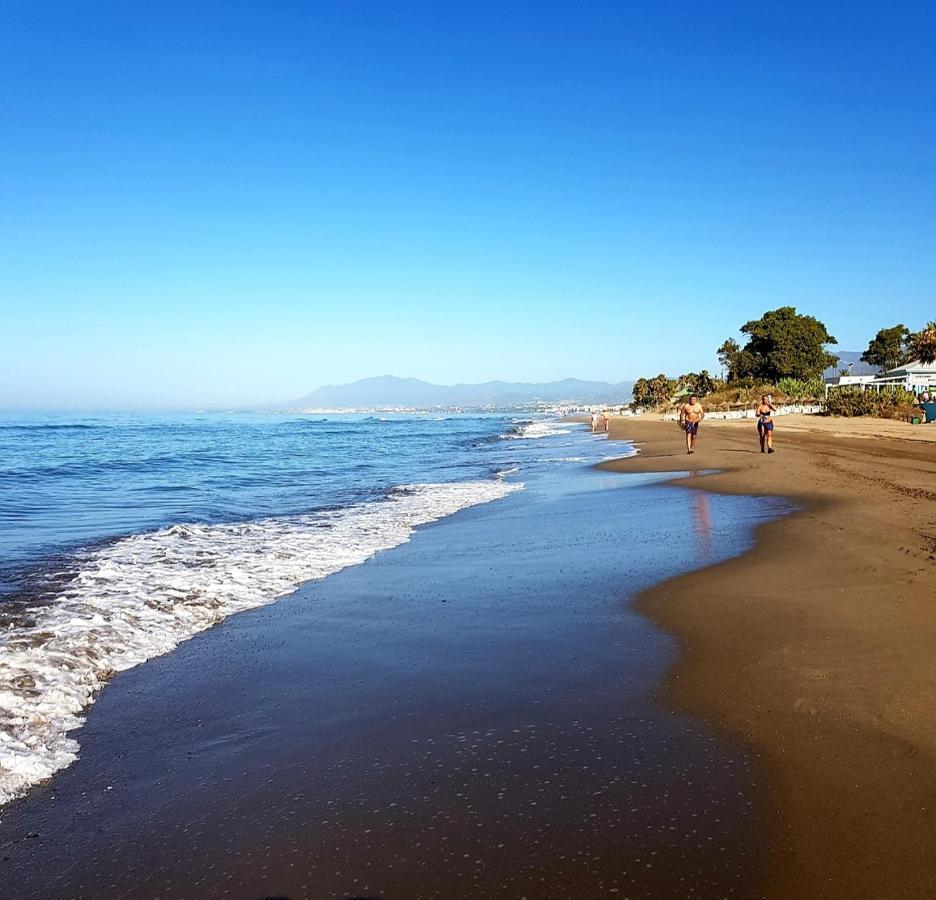Villa Svim, Walking Distance To The Beach! Marbella Kültér fotó