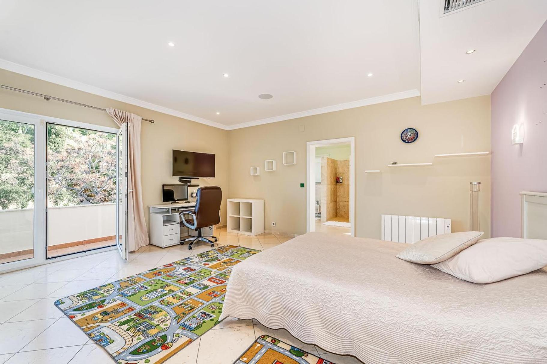 Villa Svim, Walking Distance To The Beach! Marbella Kültér fotó